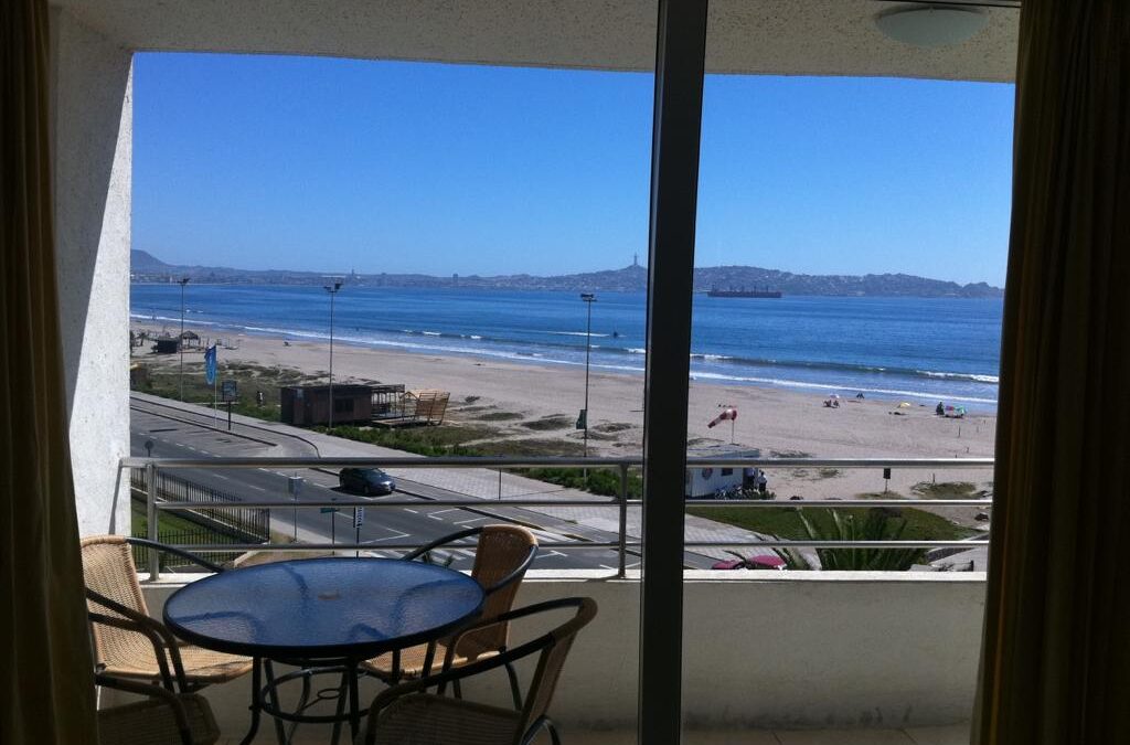 Arriendo Condominio Mar Serena, Amoblado, Avenida del mar. 1era linea de playa