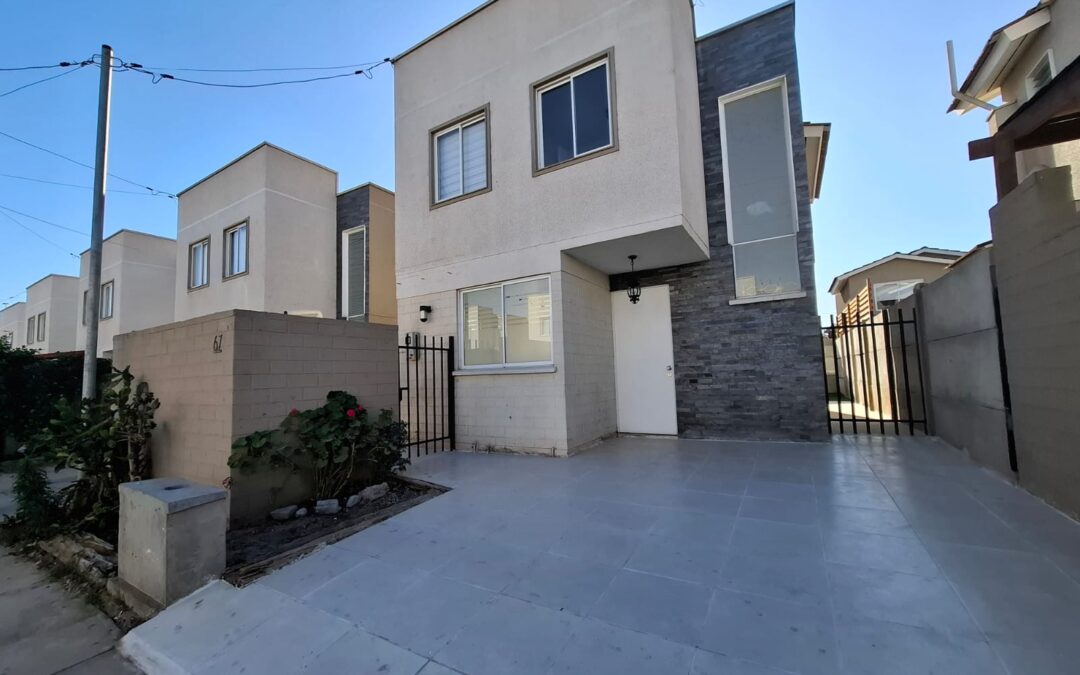 En Condominio Privado, San Ramón, 3 dormitorios.